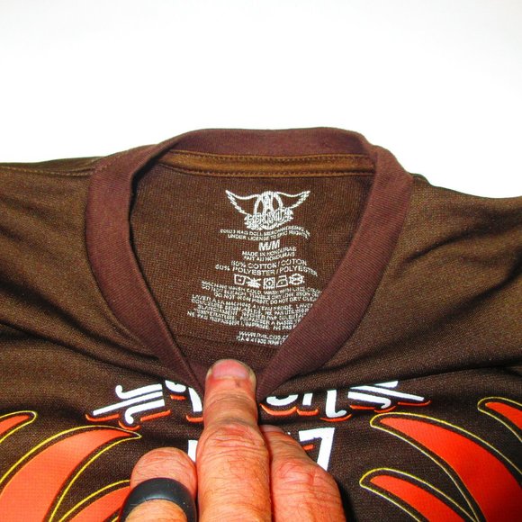 AEROSMITH Tour 1977 America's Greatest Rock & Roll Band T-Shirt Size M - Picture 2 of 3